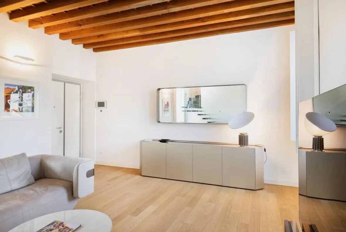 3Bedrooms Family Apartment Milan Italy