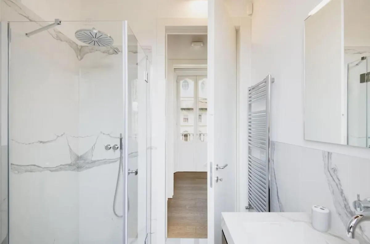 3Bedrooms Family Apartment Milan 0*,  Italy